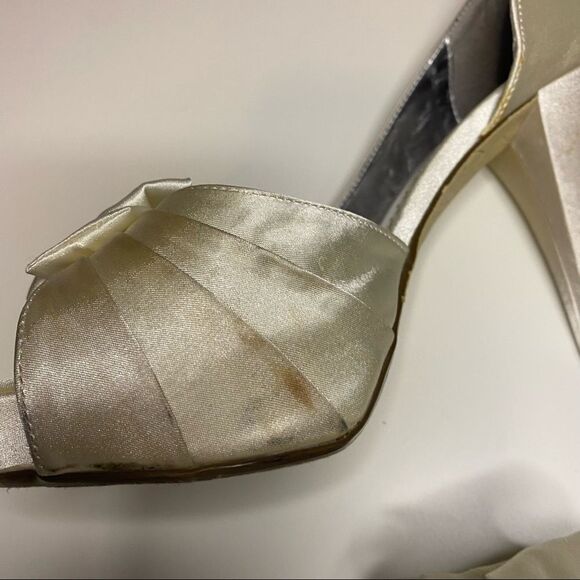 DAVIDS Bridals Michelangelo Mirabelle Mercury Bow Ivory Pump Heels dressy - Picture 7 of 11
